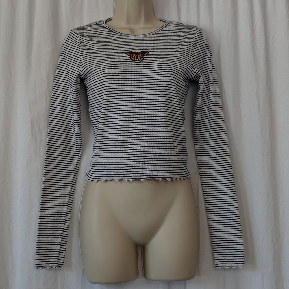 Hollister Striped Cropped Top Size Medium